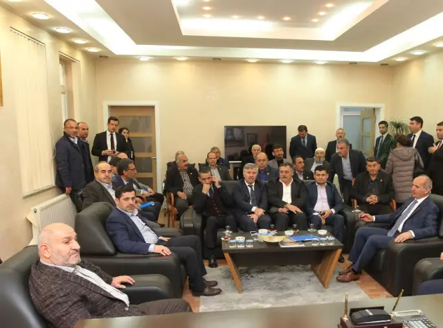 Toçoğlu Hendek Atatürk Parkını Gezdi