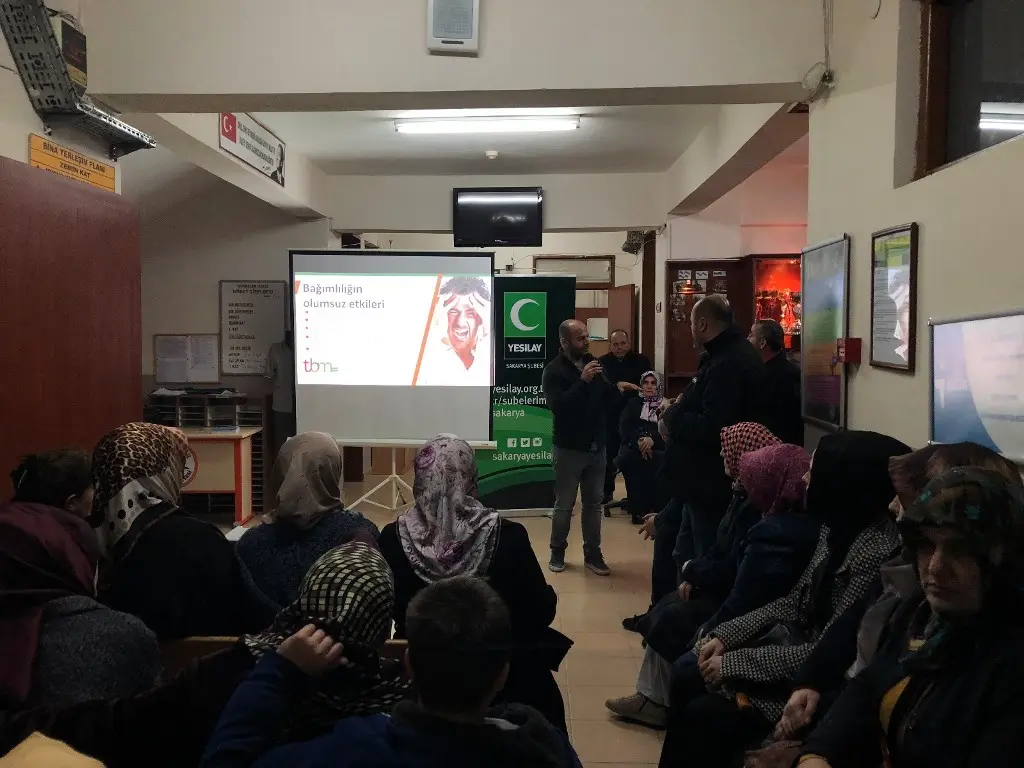 Haber: Yeşilay Sakarya'dan Bağımlılıkla Mücadele Eğitimi - Galeri-1