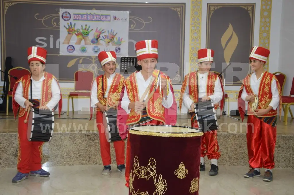 Haber: Hendek El Ele Engellilerle Yaşam Derneği’nden Muhteşem Gece - Galeri-1