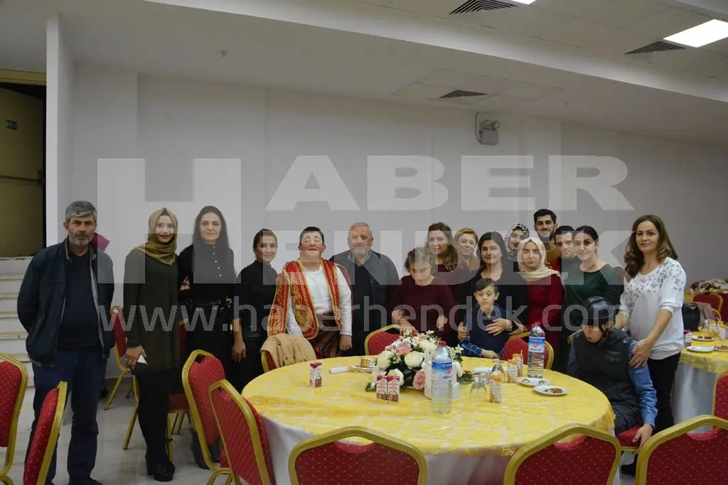 Haber: Hendek El Ele Engellilerle Yaşam Derneği’nden Muhteşem Gece - Galeri-4