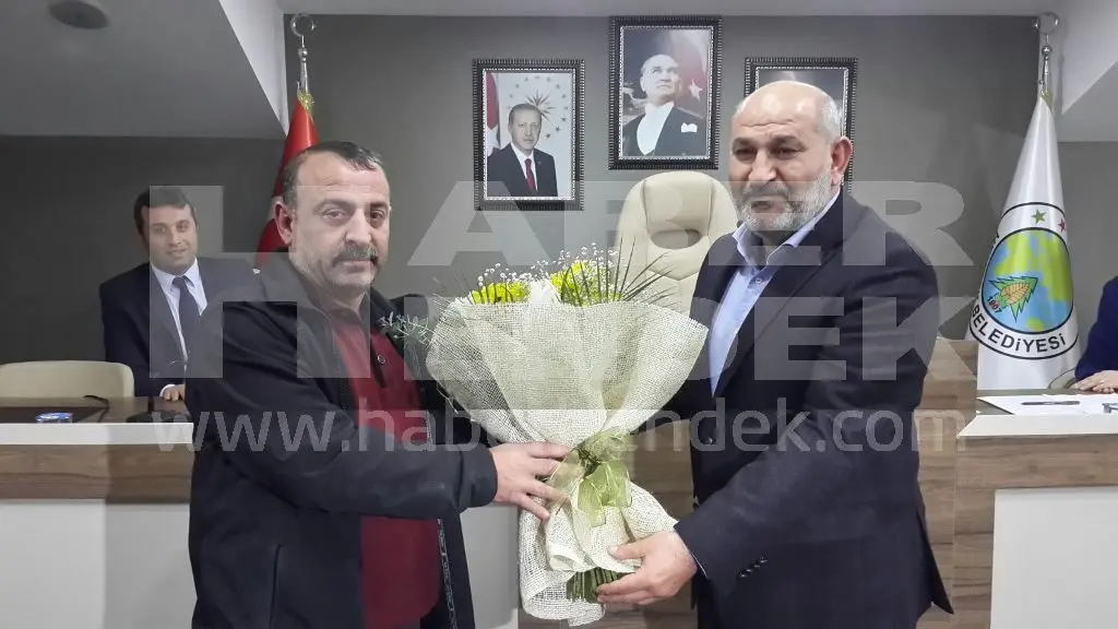 Haber: Hendek Belediye Meclisi 2017 Yılının Son Meclis Toplantısını Yaptı - Galeri-1