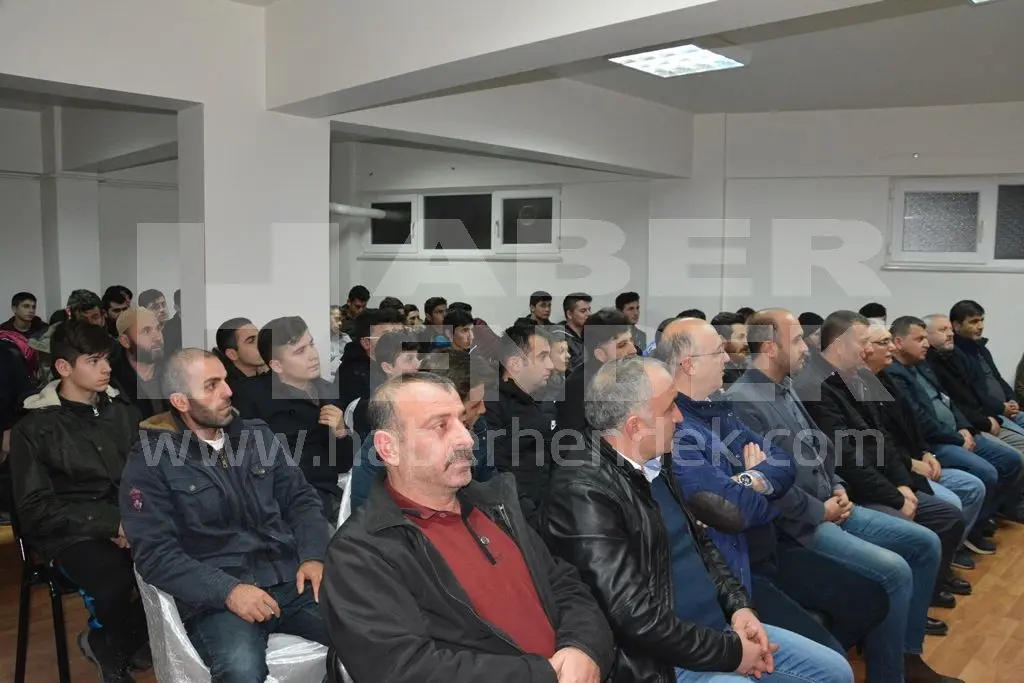 Haber: Rasimpaşa Gençlik Tam Kadro MHP’deydi - Galeri-4