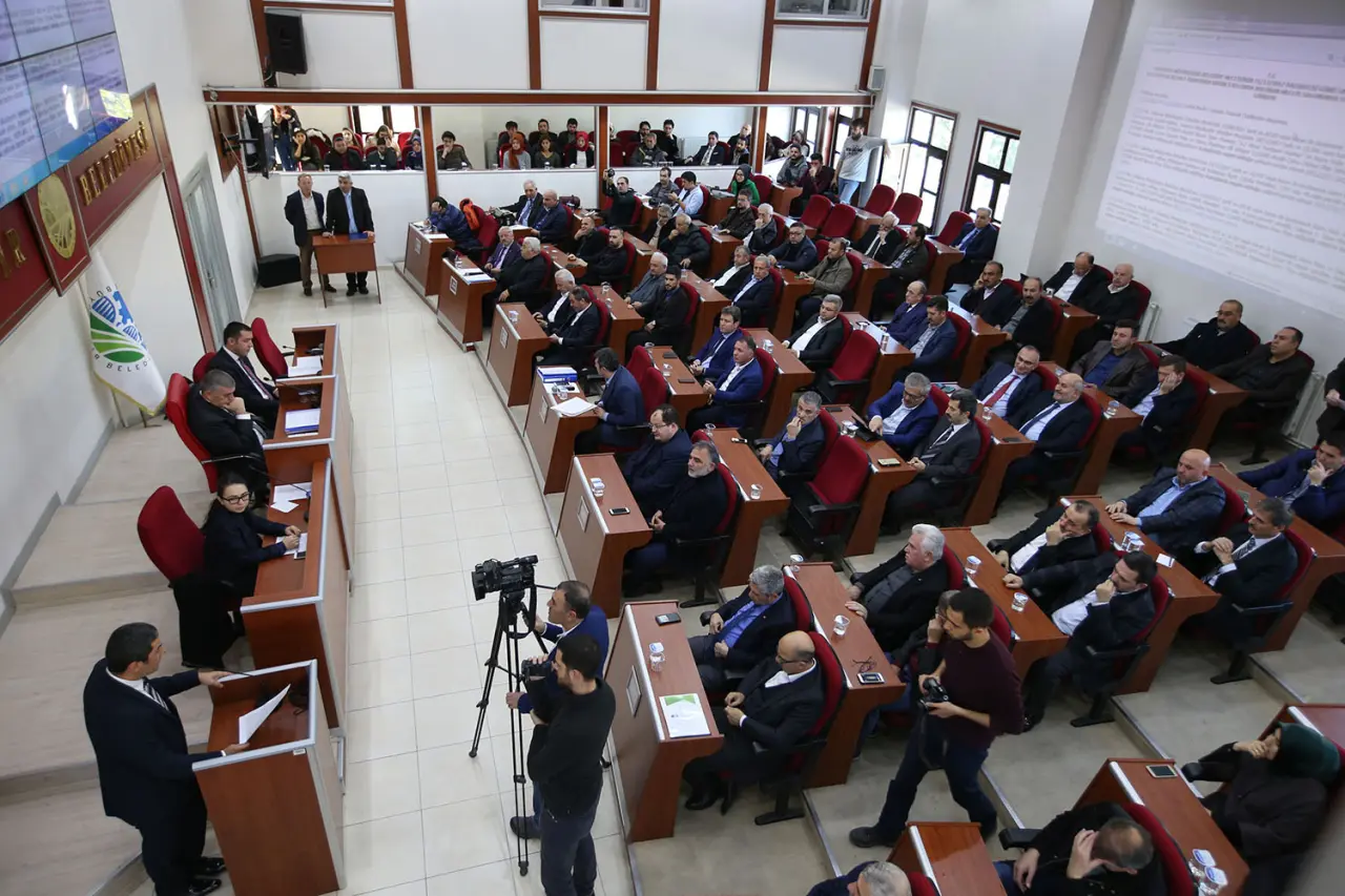 Haber: MHP Grubu O Maddeyi Büyükşehir Meclis Gündemine Aldırdı - Galeri-1