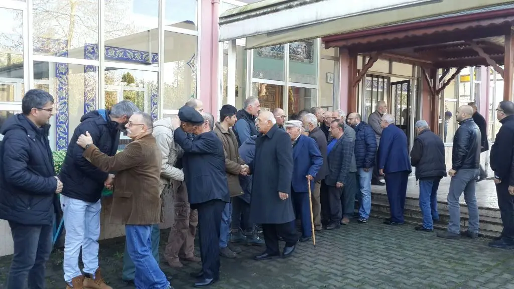 Haber: Yazıcı Son Yolculuğuna Dualarla Uğurlandı - Öne Çıkan