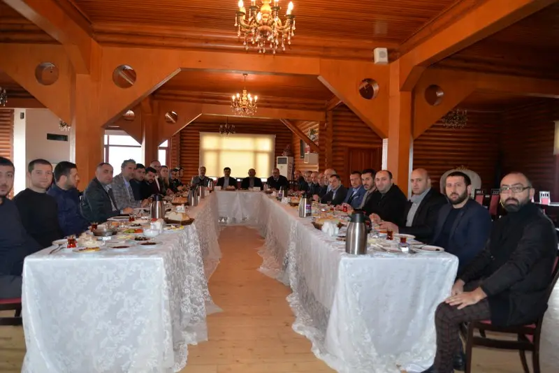 Haber: Püsküllü ve AK Parti İlçe Teşkilatı Biraraya Geldi - Öne Çıkan