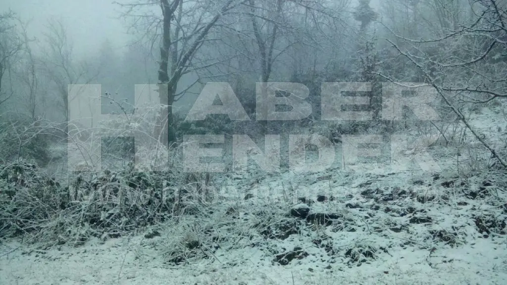 Haber: ZİRVEDE KAR YAĞIŞI BAŞLADI - Galeri-2