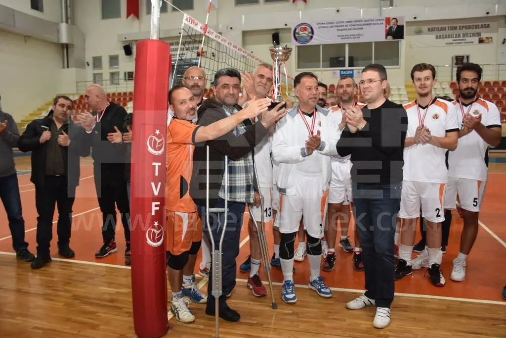 Haber: TURNUVANIN ŞAMPİYONU KARAYOLLARI - Galeri-1