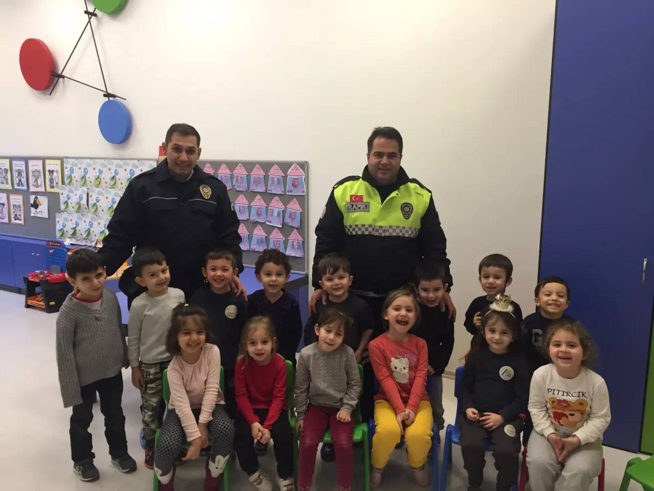 Haber: Özel Pırıltı Anaokulu Öğrencileri Meslekleri Öğrenmeye Devam Ediyor - Galeri-1
