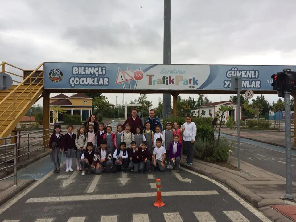 Haber: Uzuncaorman Murat Nişancı İlkokulunda Erken Karne Hediyesi - Öne Çıkan