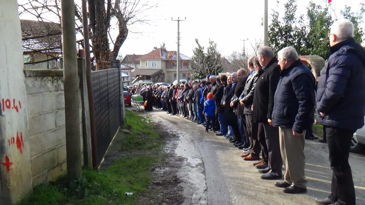 Haber: Çakmak Son Yolculuğuna Uğurlandı - Galeri-1