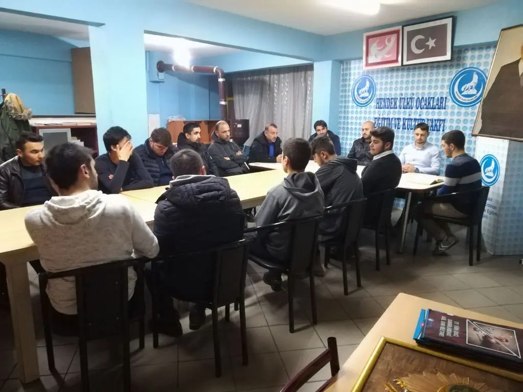 Haber: Ülkücüler Fetih Suresini Okuyarak Mehmetçiklerimiz İçin Dua Ettiler - Öne Çıkan