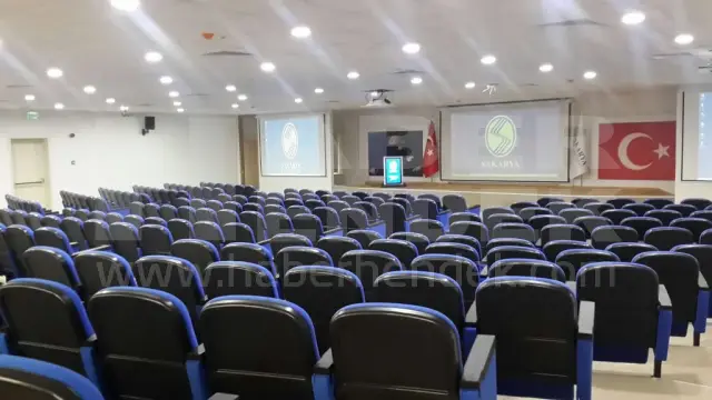 Eğitim Fakültesine Yakışır Konferans Salonu