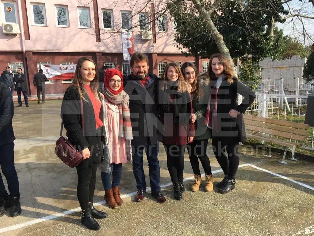 Haber: Atike Hanım Ailesi Okul Bahçesinde Buluştu - Galeri-5
