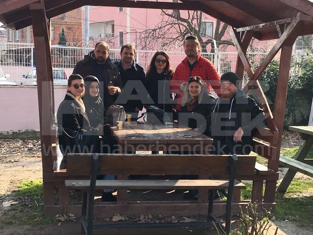 Haber: Atike Hanım Ailesi Okul Bahçesinde Buluştu - Galeri-7