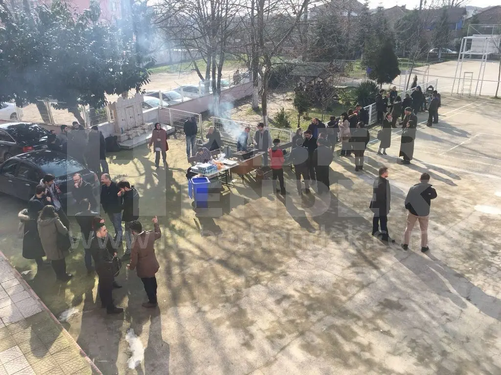 Haber: Atike Hanım Ailesi Okul Bahçesinde Buluştu - Galeri-1