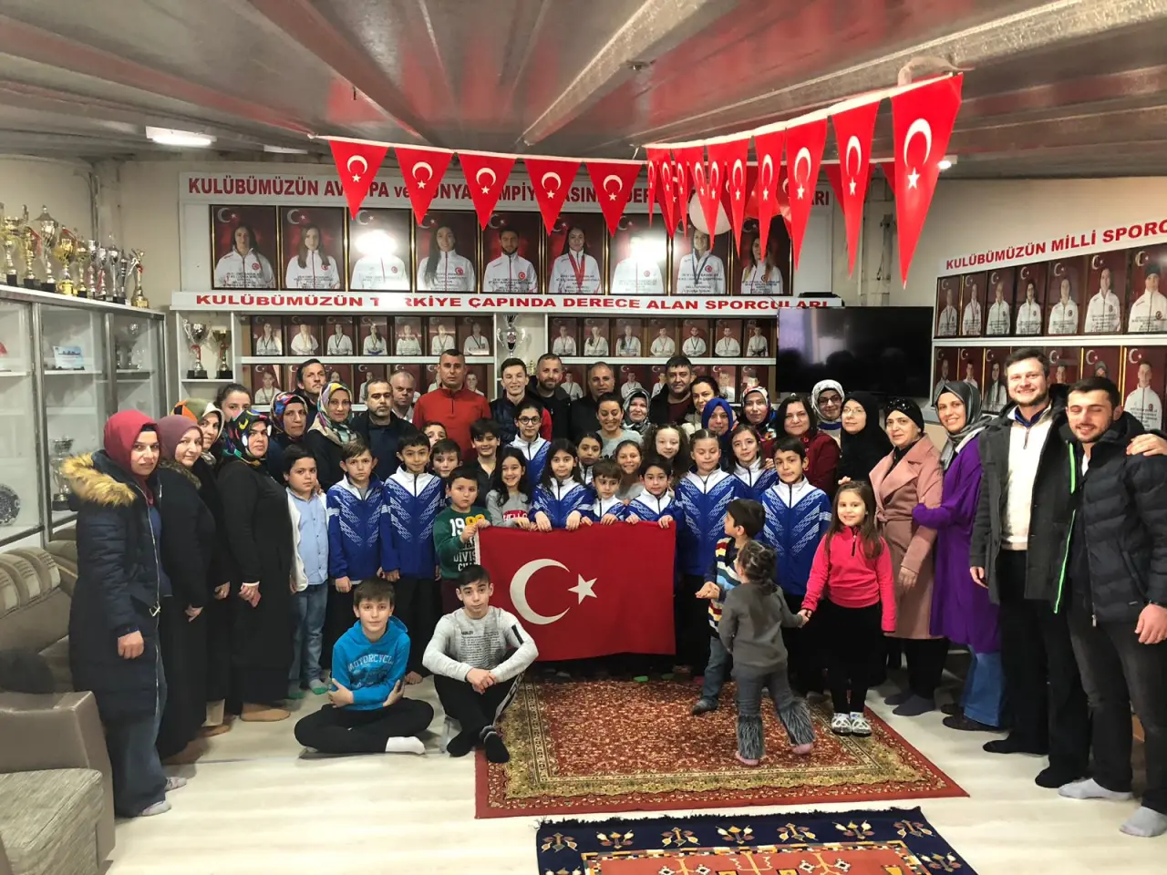 Haber: Şampiyon Zeren Askere Gidiyor - Öne Çıkan