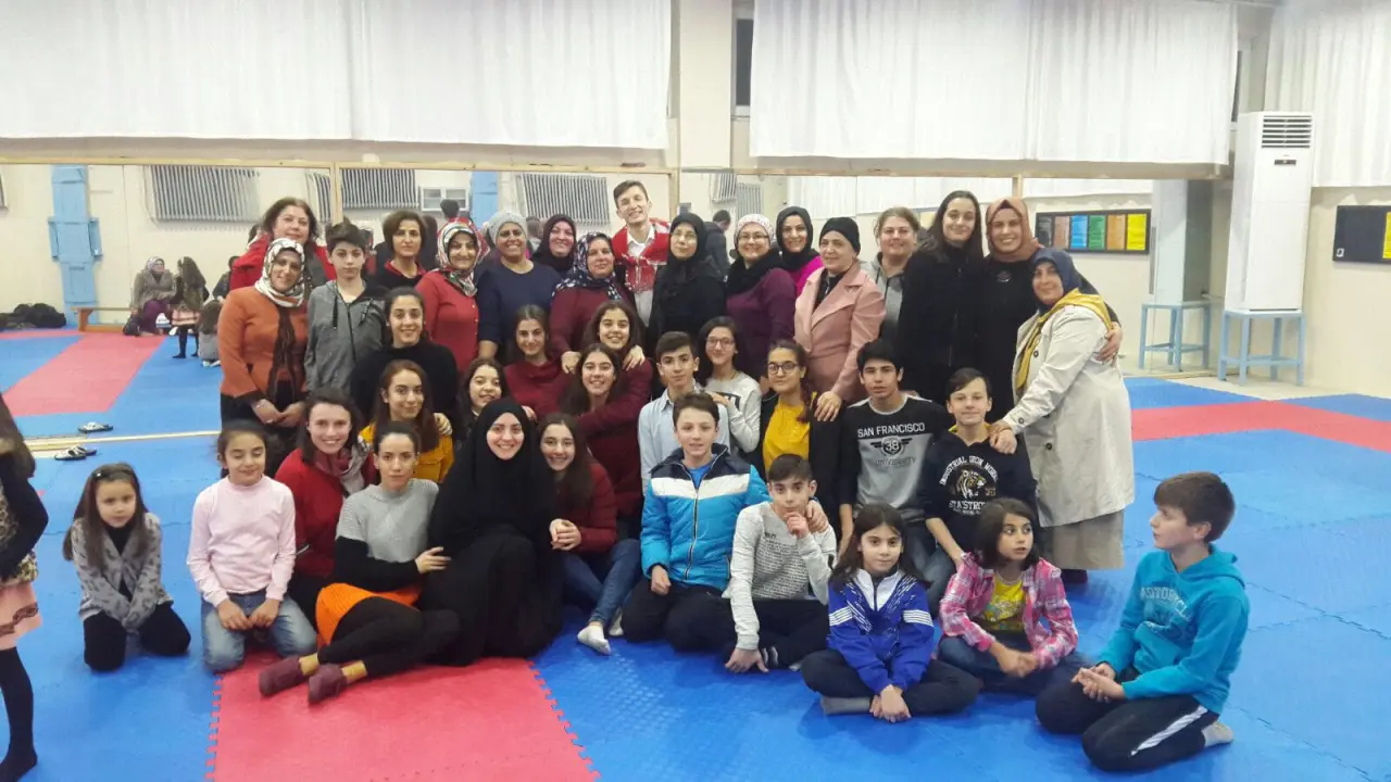 Haber: Şampiyon Zeren Askere Gidiyor - Galeri-2