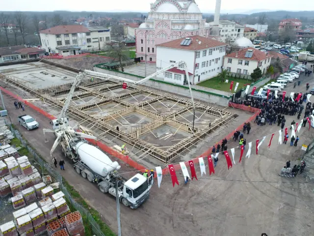Yeşilyurt’ta temel atıldı