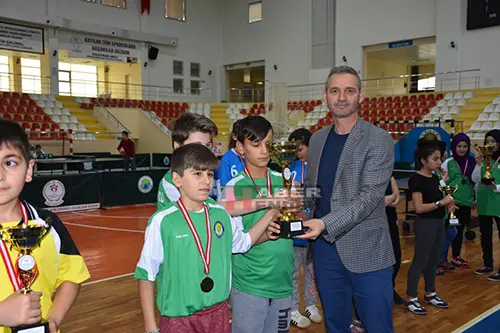 Haber: OKUL SPORLARI MASA TENİSİ MÜSABAKALARI SONA ERDİ - Galeri-1