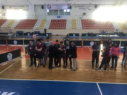 Haber: Genç Erkekler ve Genç Kızlar Masa Tenisi müsabakaları sona erdi - Galeri-2