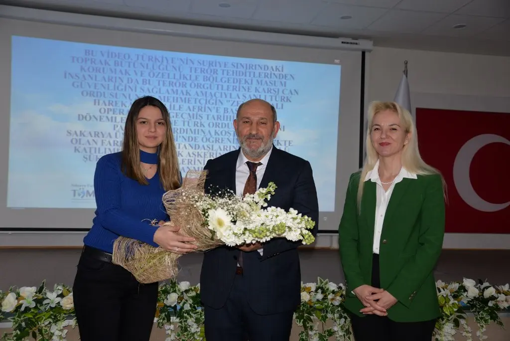 Haber: Eğitim Fakültesi’ne 300 kişilik konferans salonu - Galeri-2
