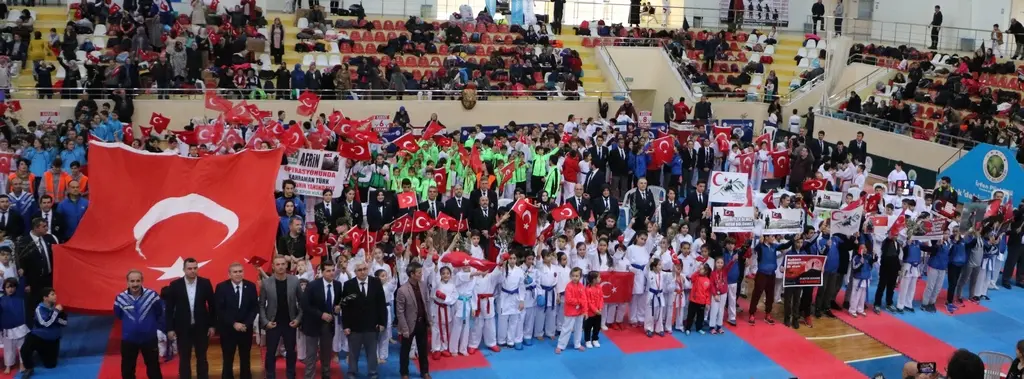 Haber: Karatecilerden Zeytin Dalı - Öne Çıkan