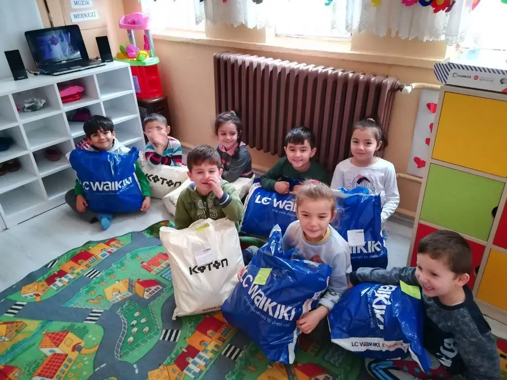 Haber: Hendek’ten Giresun’a uzanan Pırıltı’lı Eller - Galeri-1