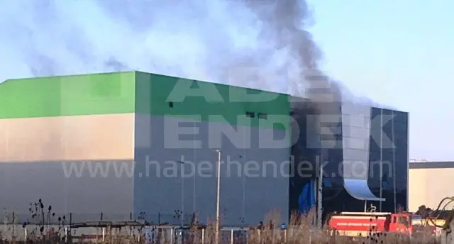 Hendek OSB’de Fabrikada Yangın