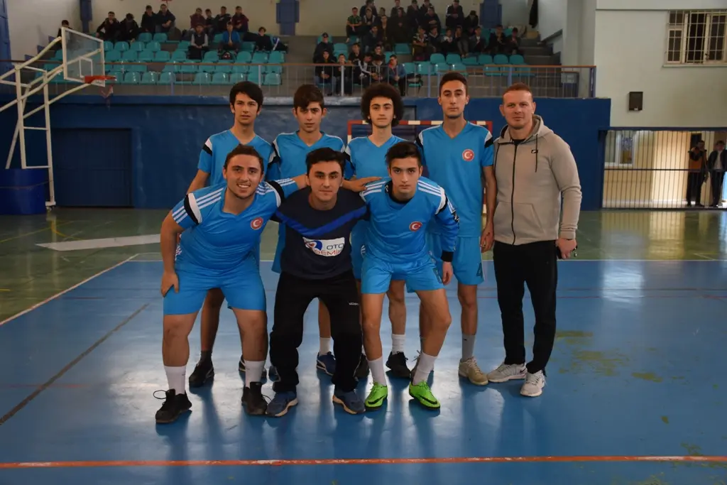 Haber: FUTSAL’DA HEYECAN DEVAM EDİYOR - Galeri-2