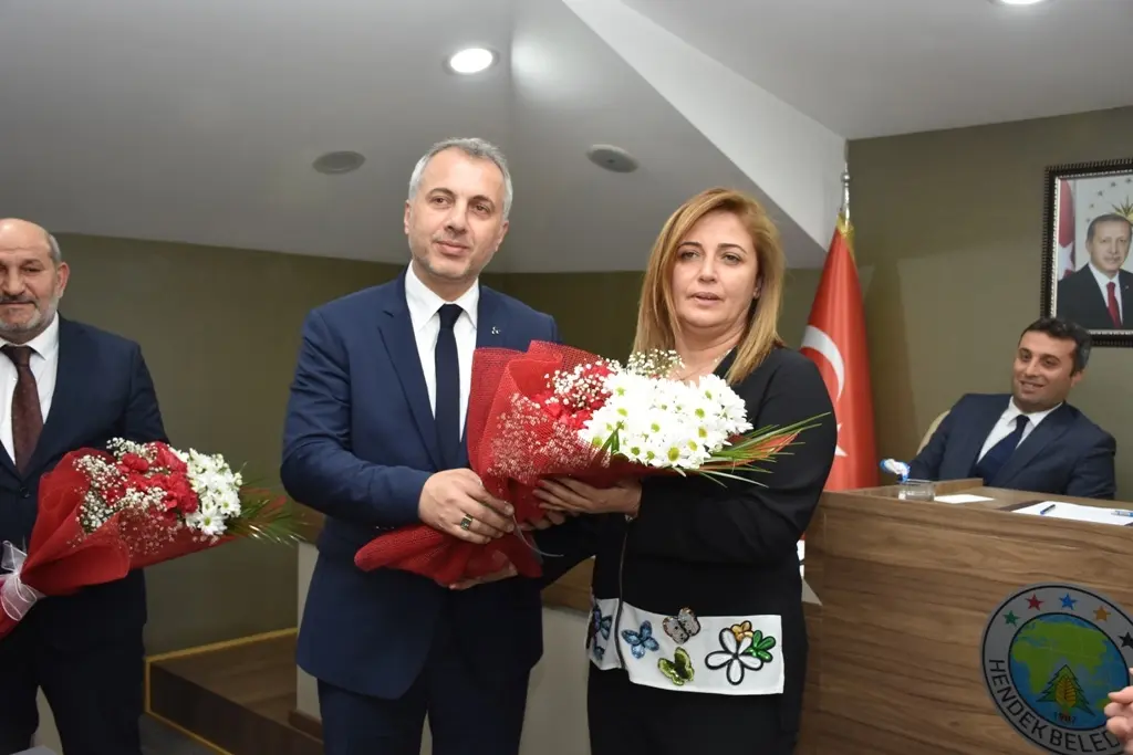 Haber: Hendek Belediye Meclisi Toplandı - Galeri-1