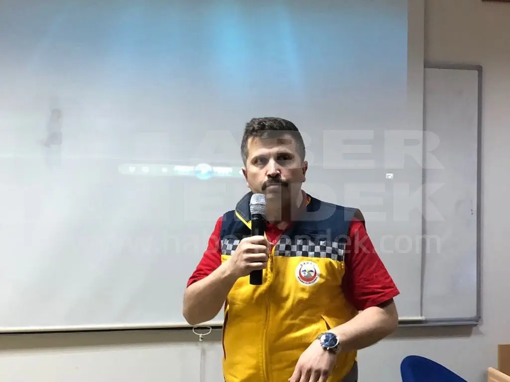 Haber: Eğitim Fakültesinde Deprem Eğitimi - Galeri-2