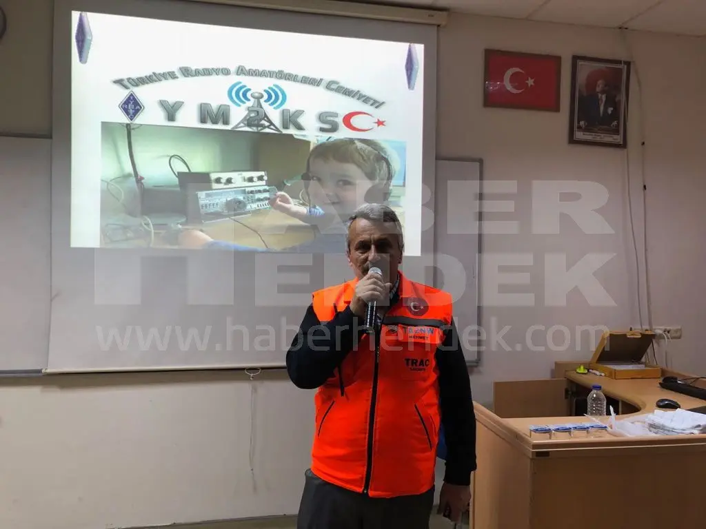 Haber: Eğitim Fakültesinde Deprem Eğitimi - Galeri-1