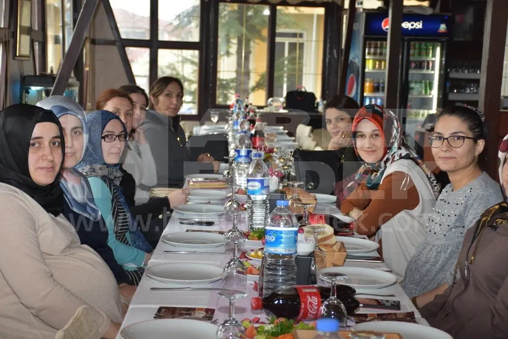 Haber: Kadın Sağlıkçılar Hendek’te Yemekte Buluştu - Galeri-2