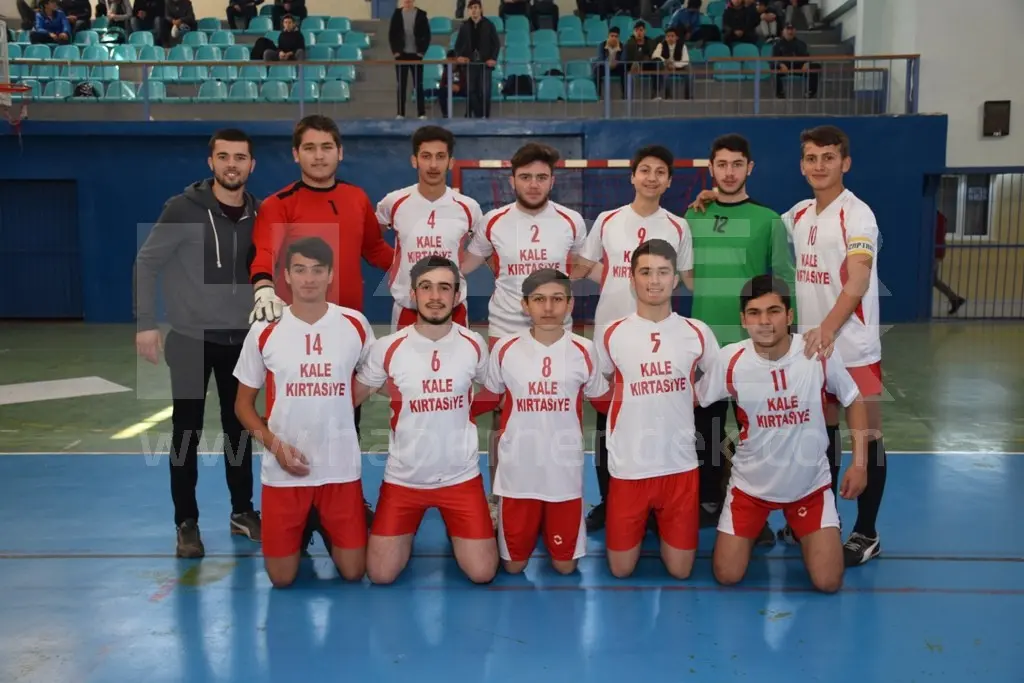 Haber: Futsal’da Grup Müsabakaları Tüm Hızıyla Devam Ediyor - Galeri-3