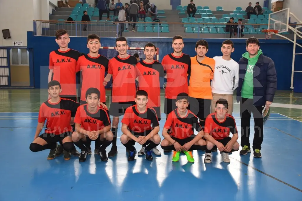 Haber: Futsal’da Grup Müsabakaları Tüm Hızıyla Devam Ediyor - Galeri-1