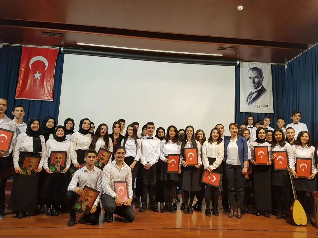 Haber: Atikehanım Anadolu Lisesi Akif’i Andı - Galeri-1
