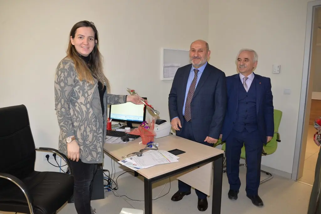 Haber: Başkan Püsküllü, Doktorların Tıp Bayramını Kutladı - Galeri-1