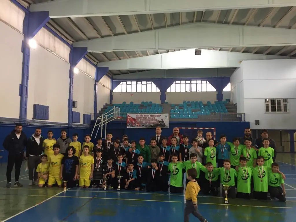 Haber: İmam Hatip Ortaokulu Şampiyon  Oldu - Öne Çıkan
