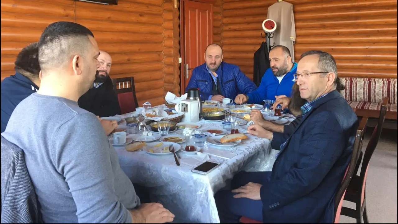 Haber: Başpehlivan Kavakçı Yağlı Güreş Kulübünü Kurmak İçin Kolları Sıvadı - Galeri-2