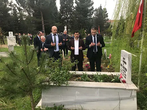 Haber: Hendek’te Çanakkale Zaferi ve Şehitler Anıldı - Galeri-4