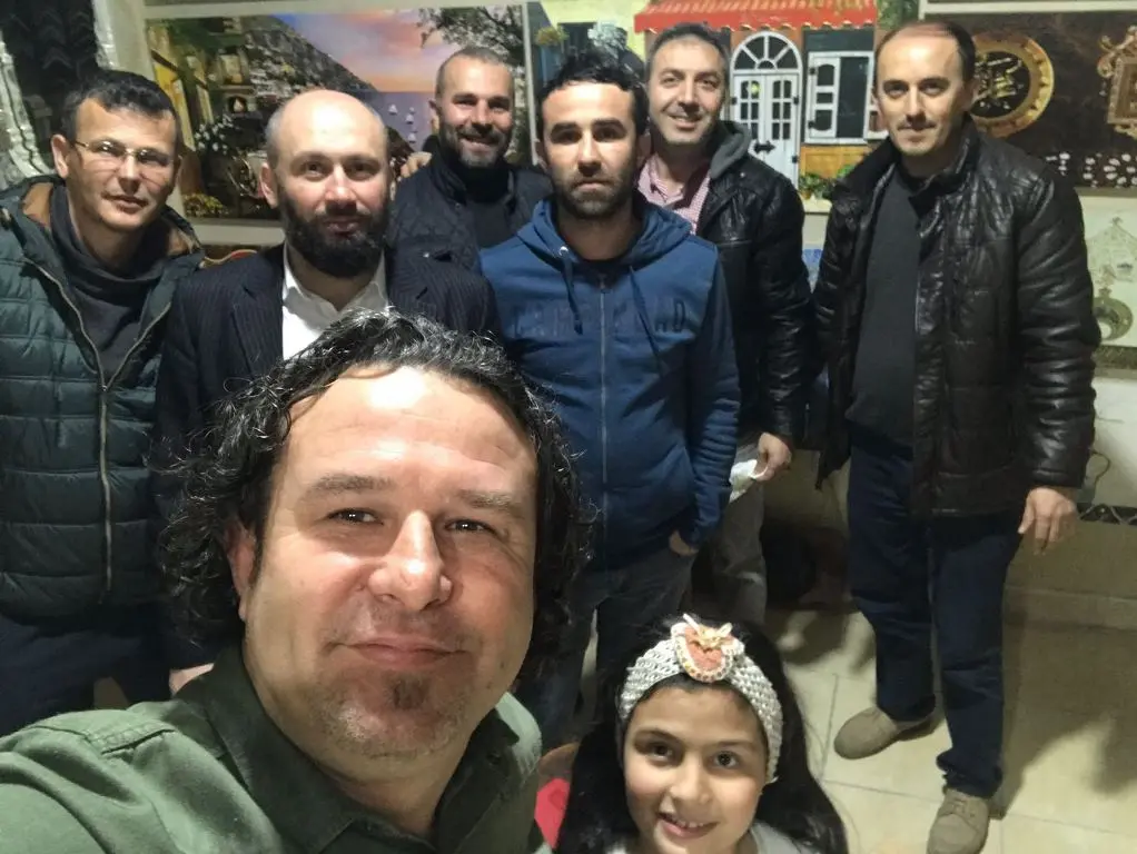Haber: Esnaf Metin Cam Çekilişle Tablo Hediye Ediyor - Galeri-1