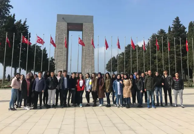 İMGE’liler Çanakkale Şehitlerini Ziyaret Etti