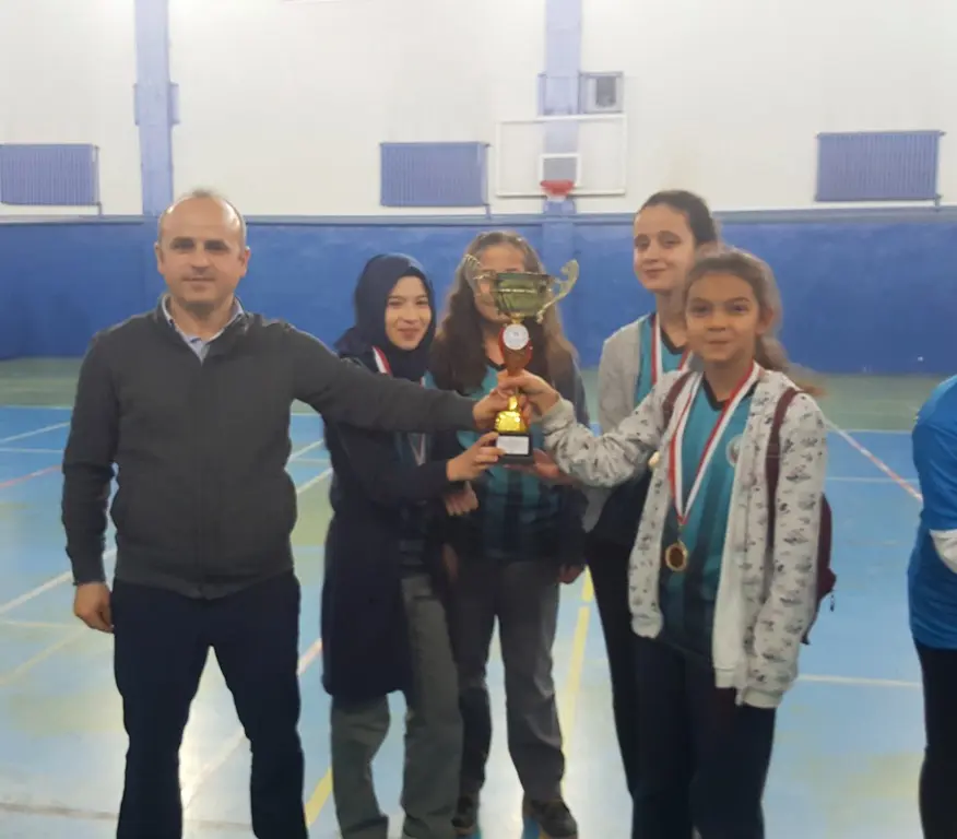 Haber: OKUL SPORLARI DART MÜSABAKALARI SONA ERDİ - Galeri-2