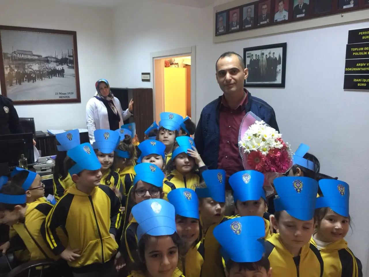 Haber: Pırıltı Anaokulu Öğrencileri Emniyeti Gezdi - Galeri-1
