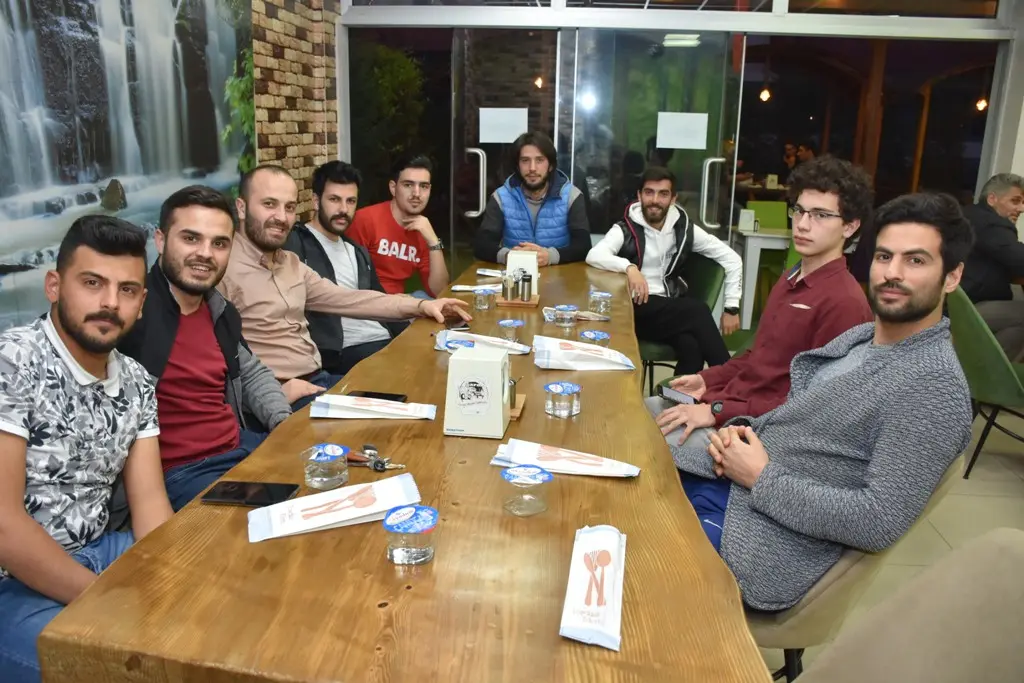 Haber: Yenimahallespor’a Moral Yemeği - Galeri-2
