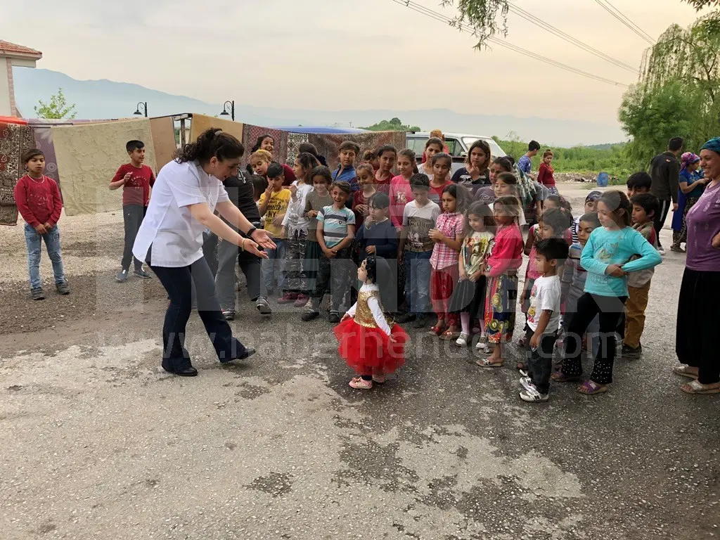 Haber: Roman Çocuklarına Dansla El Hijyeni Eğitimi - Galeri-2
