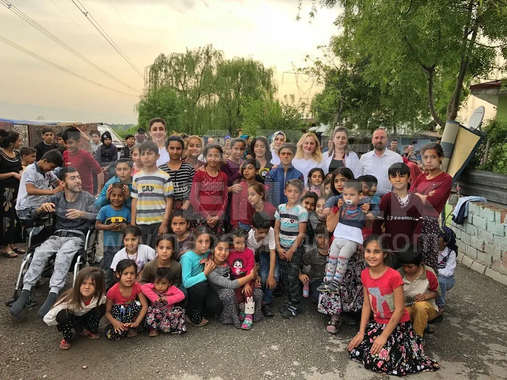 Haber: Roman Çocuklarına Dansla El Hijyeni Eğitimi - Galeri-1