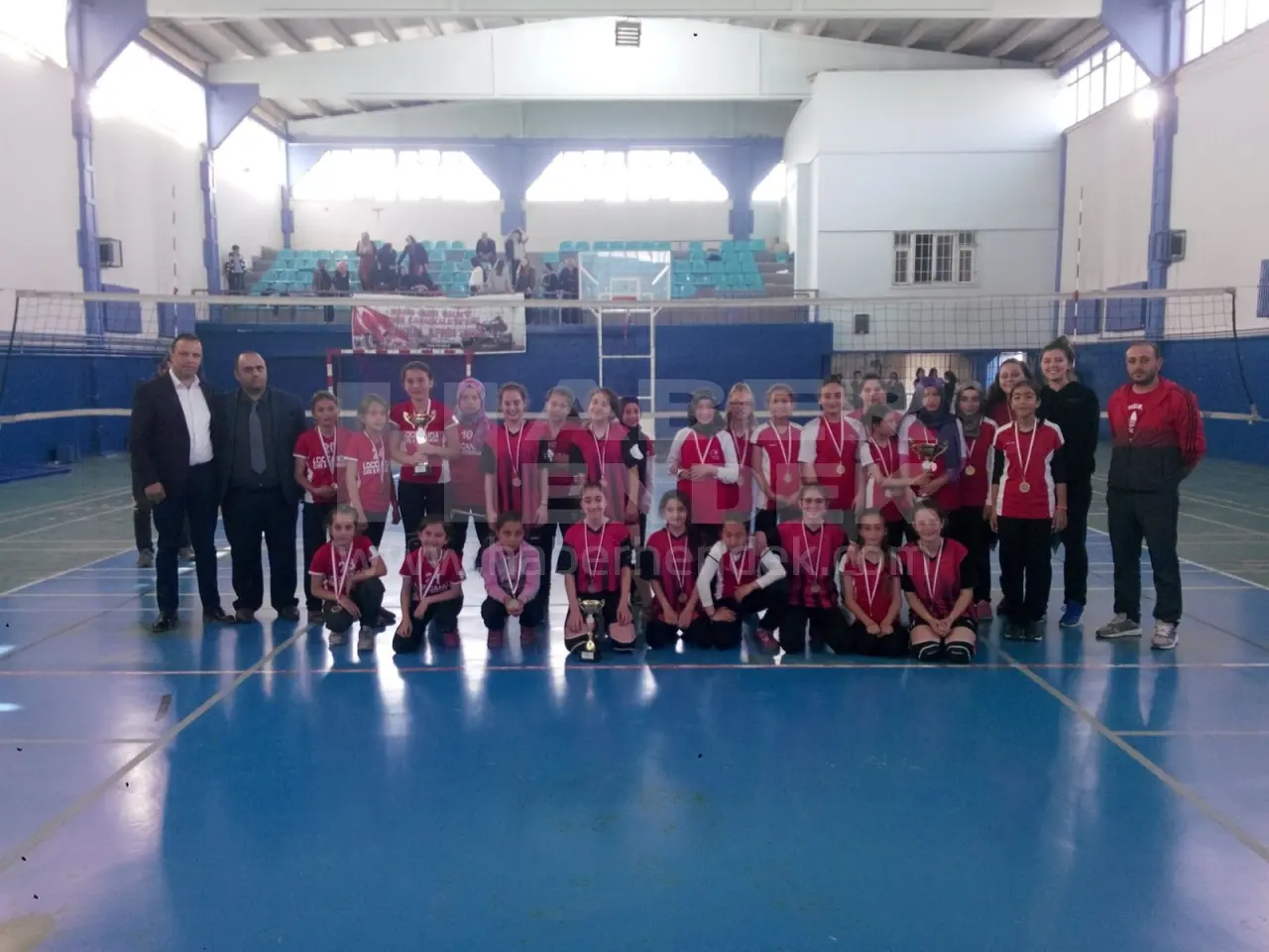 Haber: Okul Sporları Voleybol Müsabakaları sona erdi - Galeri-1