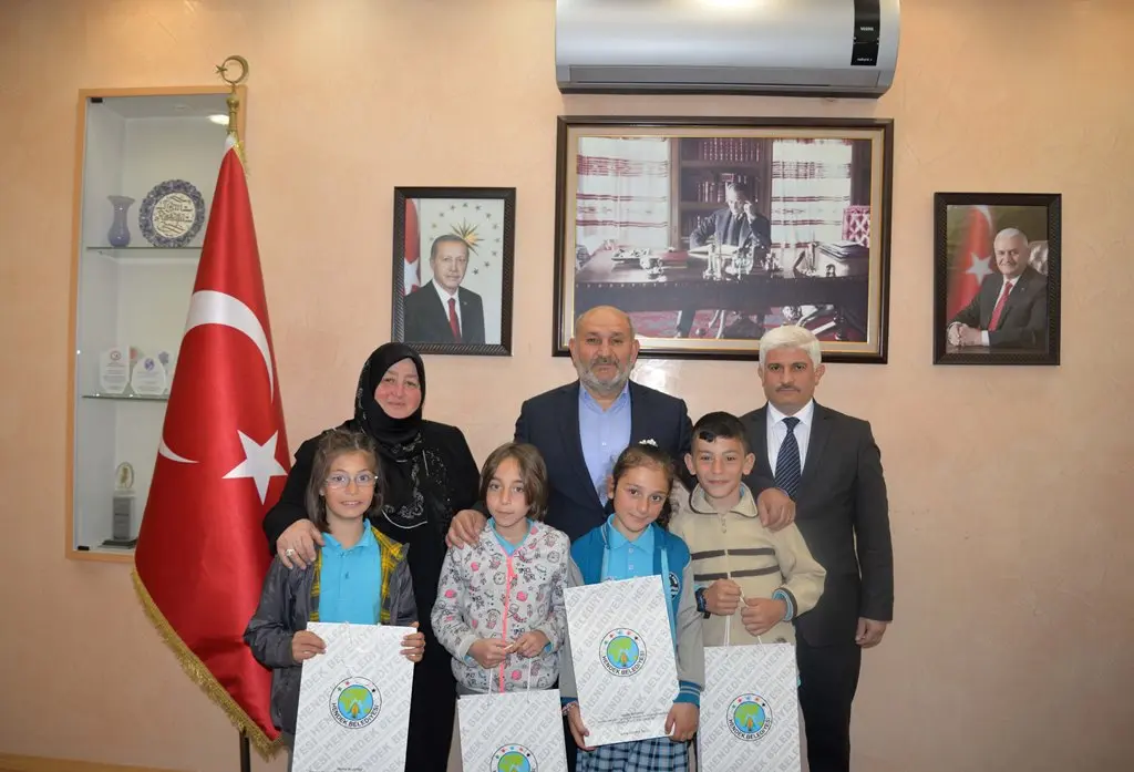 Haber: Küçük Başkan emirler yağdırdı - Galeri-1