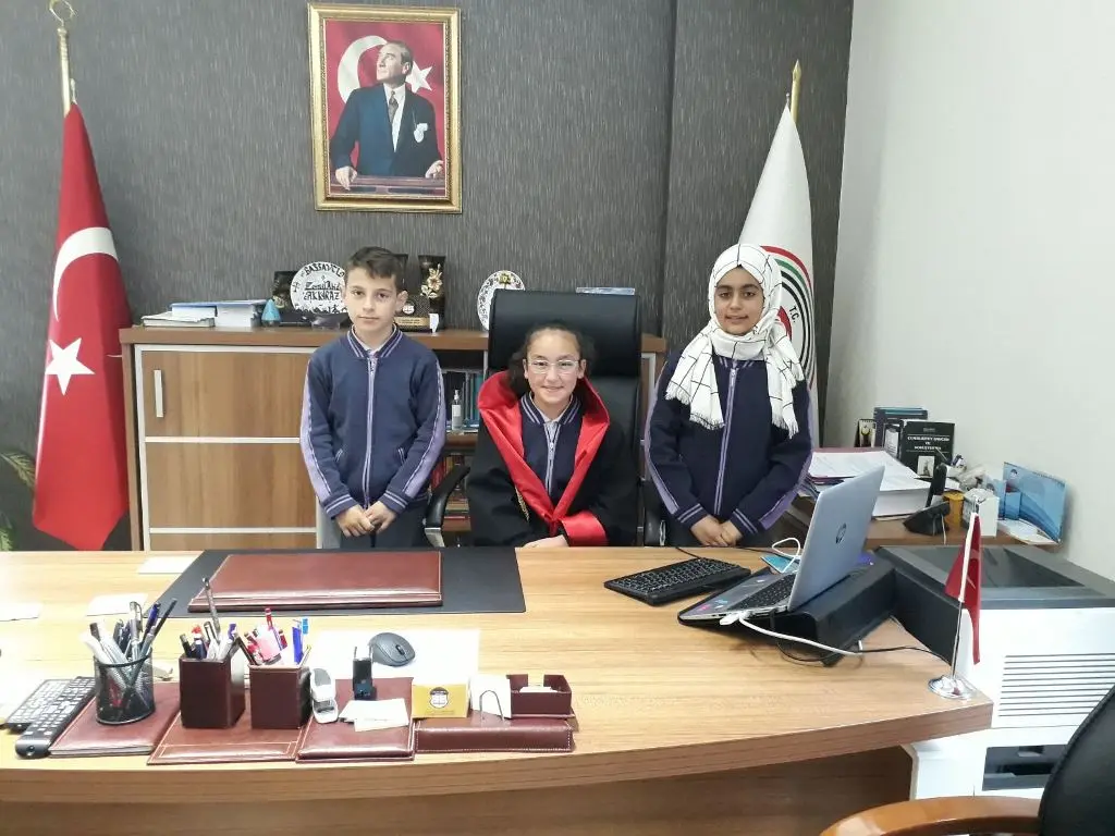 Haber: Atikehanım Ortaokulu’ndan Başsavcılığa Ziyaret - Galeri-2